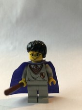 Gryffindor uniform with Cape /& Wand LEGO Harry Potter Minifig Hogwarts