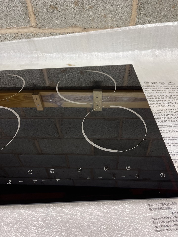 Logik LCHOBTC23 59 cm Electric Ceramic Hob Black eBay