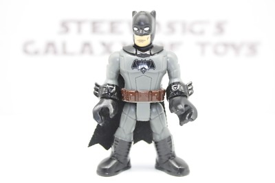 Fisher-Price Imaginext DC Super Friends Batman Armor Yellow Belt Fisher-Price Imaginext DC Super Friends Batman Armor Yellow Belt