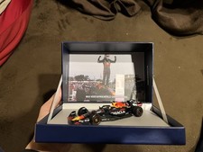 Spark 1/43 Scale Minicar Max Verstappen 2022 RB18 Oracle Red Bull F1 Champion