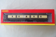 HORNBY (CHINA) R4642 BR Mk1 PARCELS COACH CHOCOLATE/CREAM 'W80657' MINT BOXED