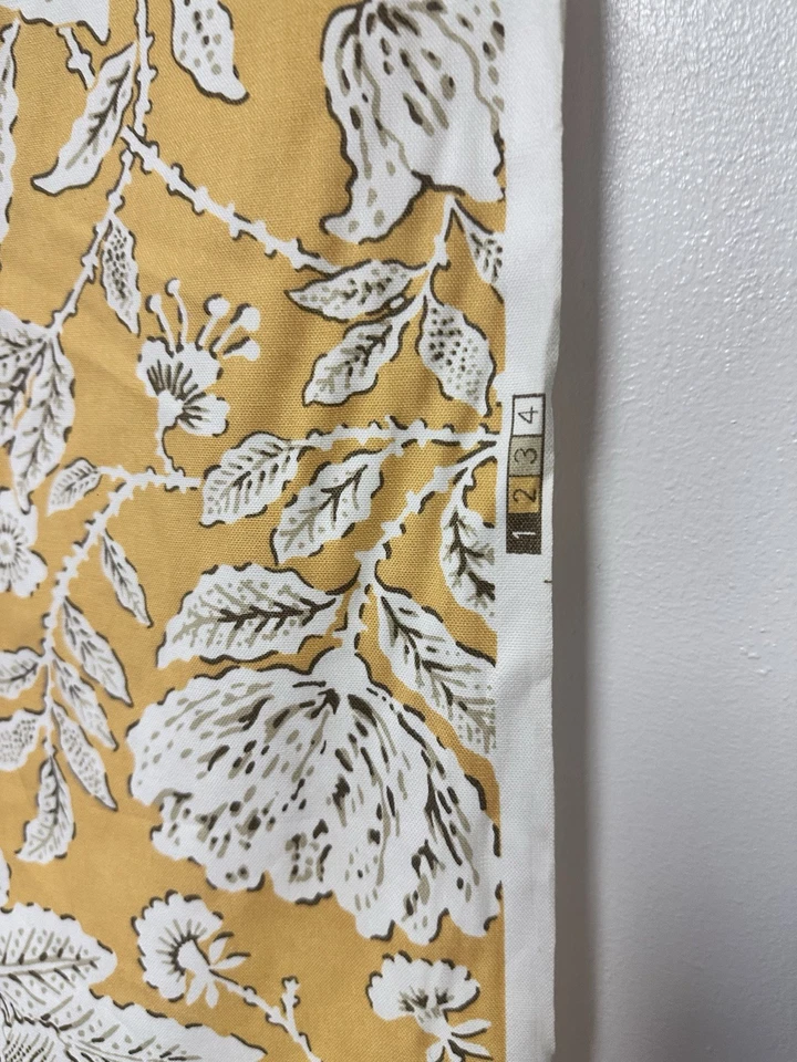 Tela de tapicería interior floral amarilla “Conner Vine” Duralee vintage 2004 por comprar Foto 3 de 4