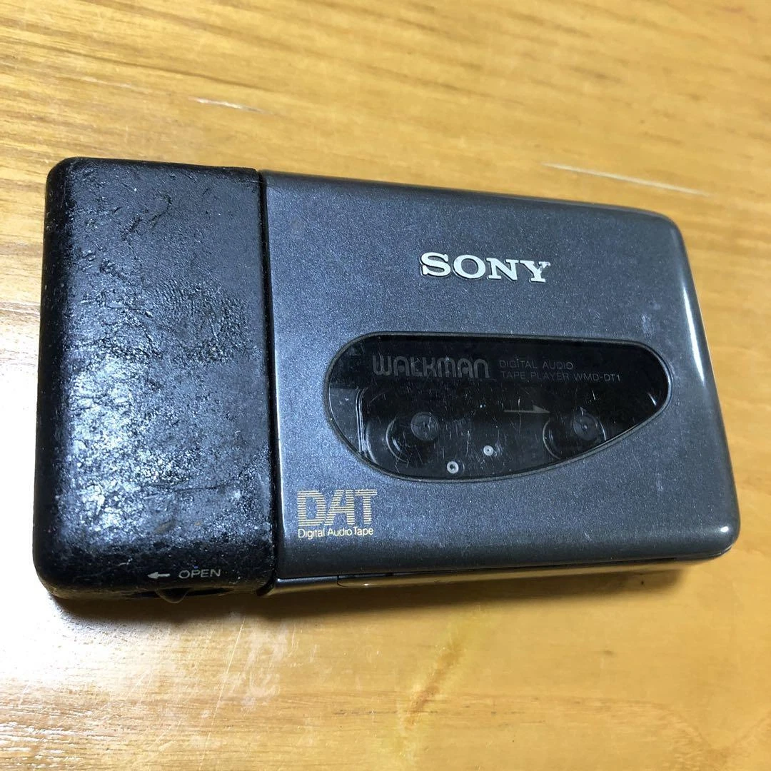 SONY WMD DT1 DAT WALKMAN