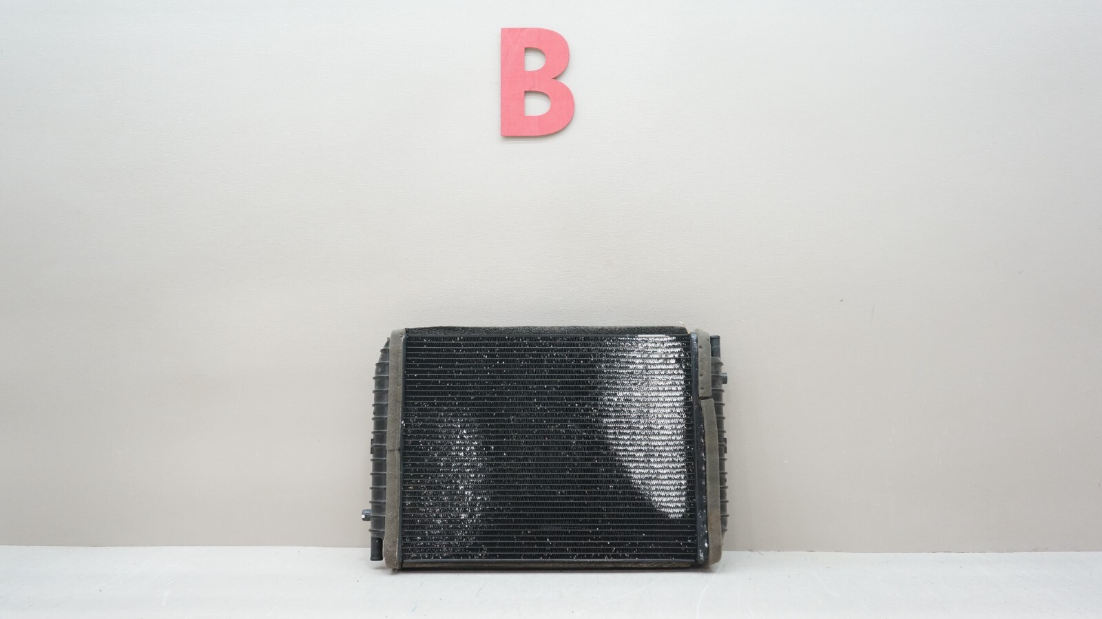 2016-2018 MCLAREN 570S RADIATOR CHARGE COOLER LEFT OR RIGHT OEM 13L0183CP