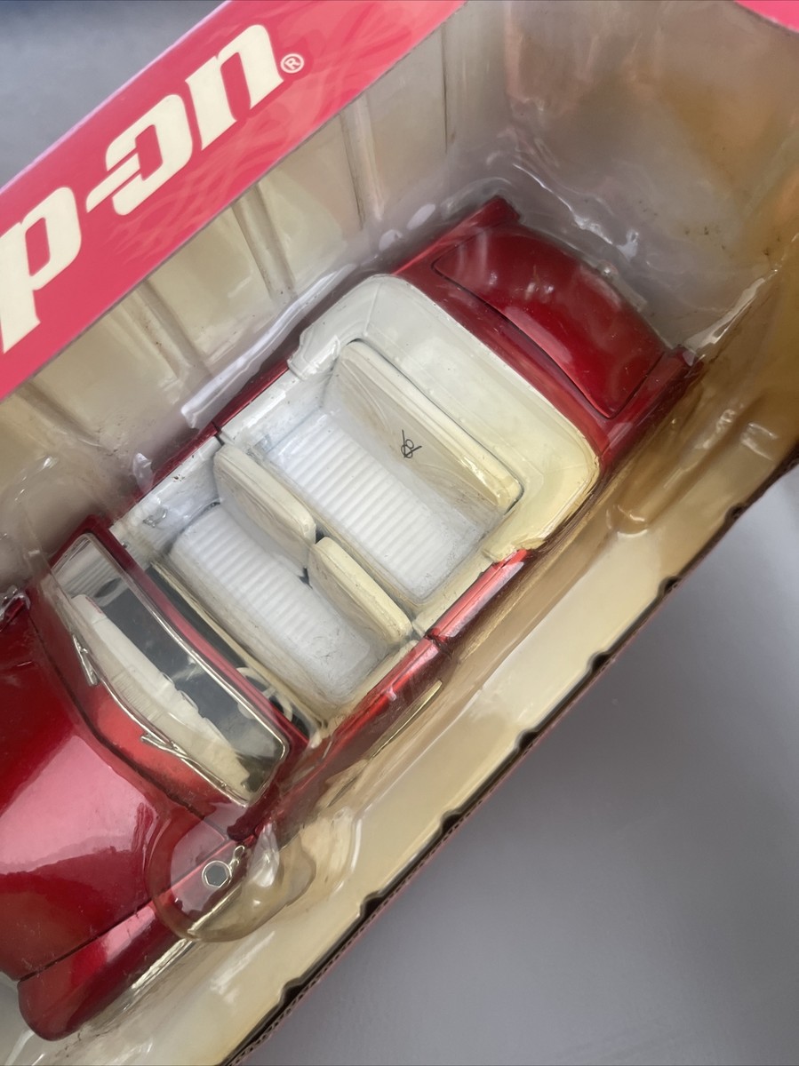 NEW SNAP ON 1/24 COLLECTORS 1950 Ford Custom Street Rod Officially