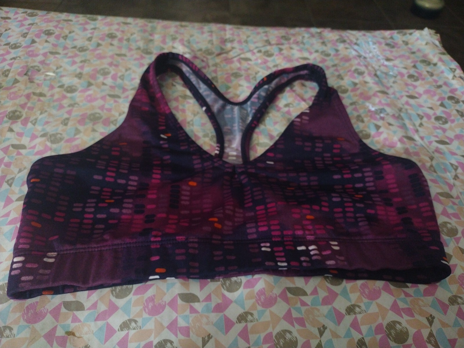 Women's Defective Sports Bra Size Medium Wire Free.