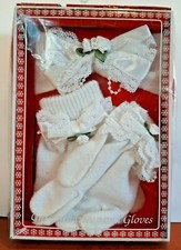 GIRLS HOLIDAY CHRISTMAS HEADWRAP  GLOVE SET WHITE ROSES GREEN BOWS LACE  PEARL