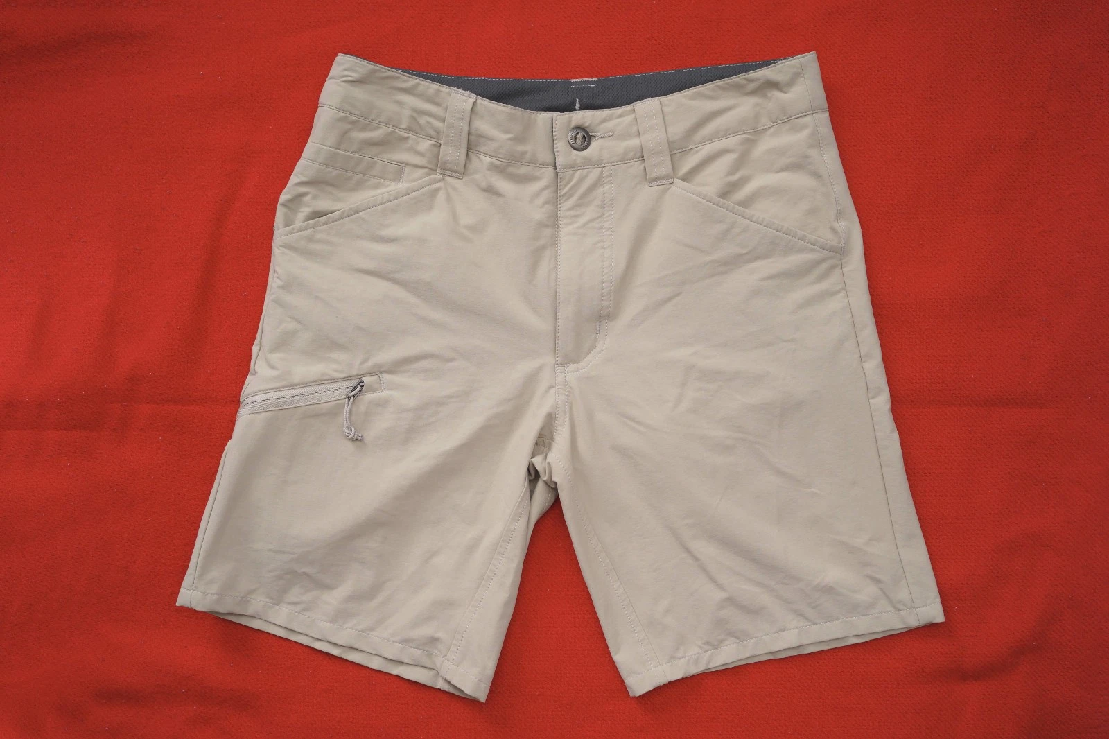 Patagonia Shorts Mens 28 Quandary 8” Inseam Khaki Nylon Stretch Hiking