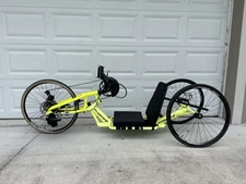 Invacare Top End Force G handcycle 11 speeds.