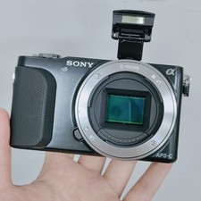 SONY Alpha NEX-3N 16.1MP Mirrorless Digital Camera Body Only Pink W/Battery