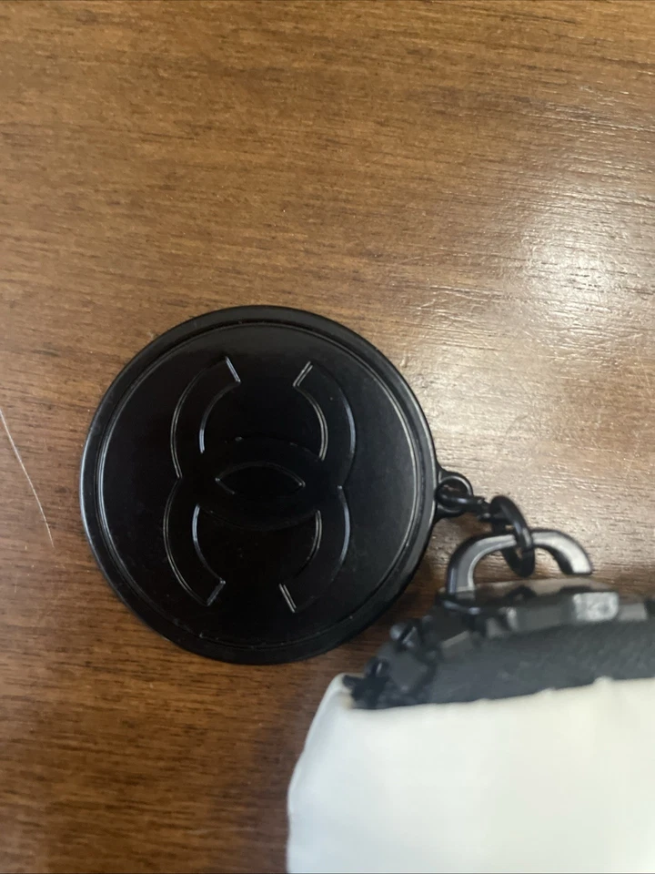 Auth Chanel Cosmetic Travel Case – Compact, Elegant & Ideal for Daily Essentials - Image 4 of 4