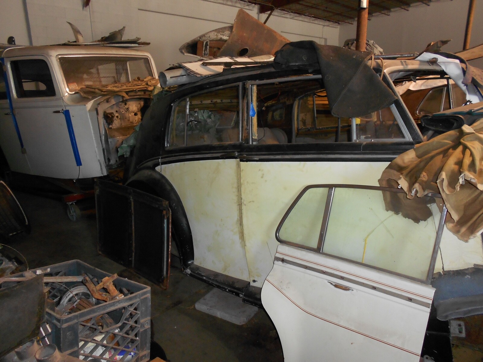 ROLLS ROYCE PRE WAR PHANTOM III DSW JACK HUGE STOCKS USED ROLLS & BENTLEY PARTS