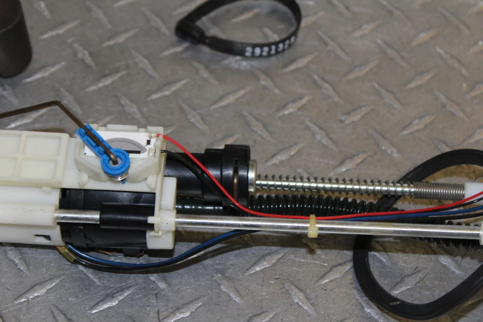 2012 POLARIS SPORTSMAN XP 850 HO EPS FUEL PUMP GAS PETROL SENDER UNIT - Image 3 of 4