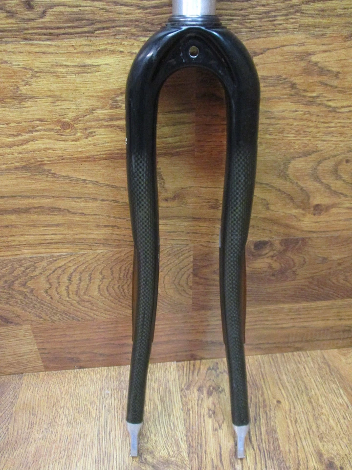 SPECIALIZED CARBON 2 ZERTZ 1 1/8" x 10 1/2" STRAIGHT THREADLESS 700C ROAD FORK - Image 2 of 4