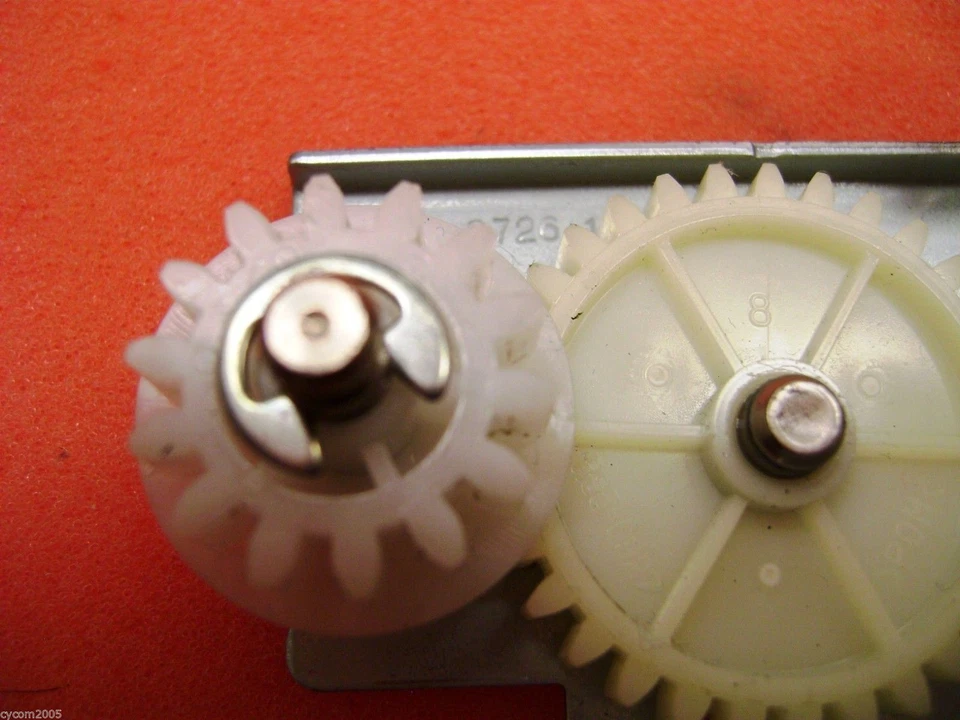 HP LaserJet Lserjet 4000N 4000TN Delivery Drive Assembly RB1-8726 - Image 2 of 4