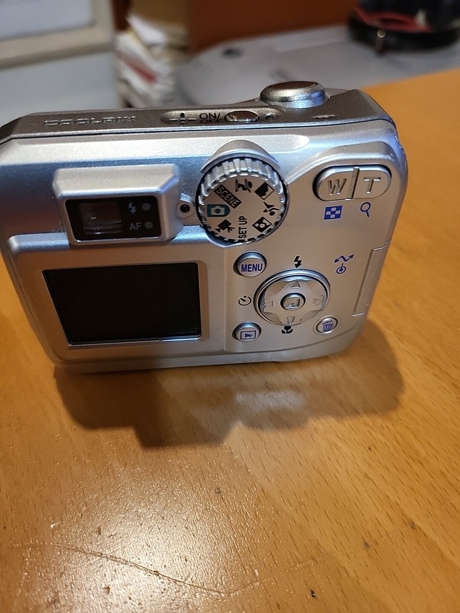 Nikon Coolpix 3200 Digicam 3.2mp Digital Camera UNTESTED FOR PARTS