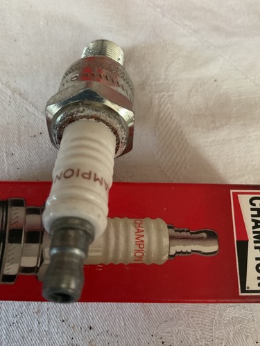 CHAMPION COPPER SPARK PLUG RN7YC FORD JAGUAR ROVER BMW TVR X 10 - Picture 6 of 9