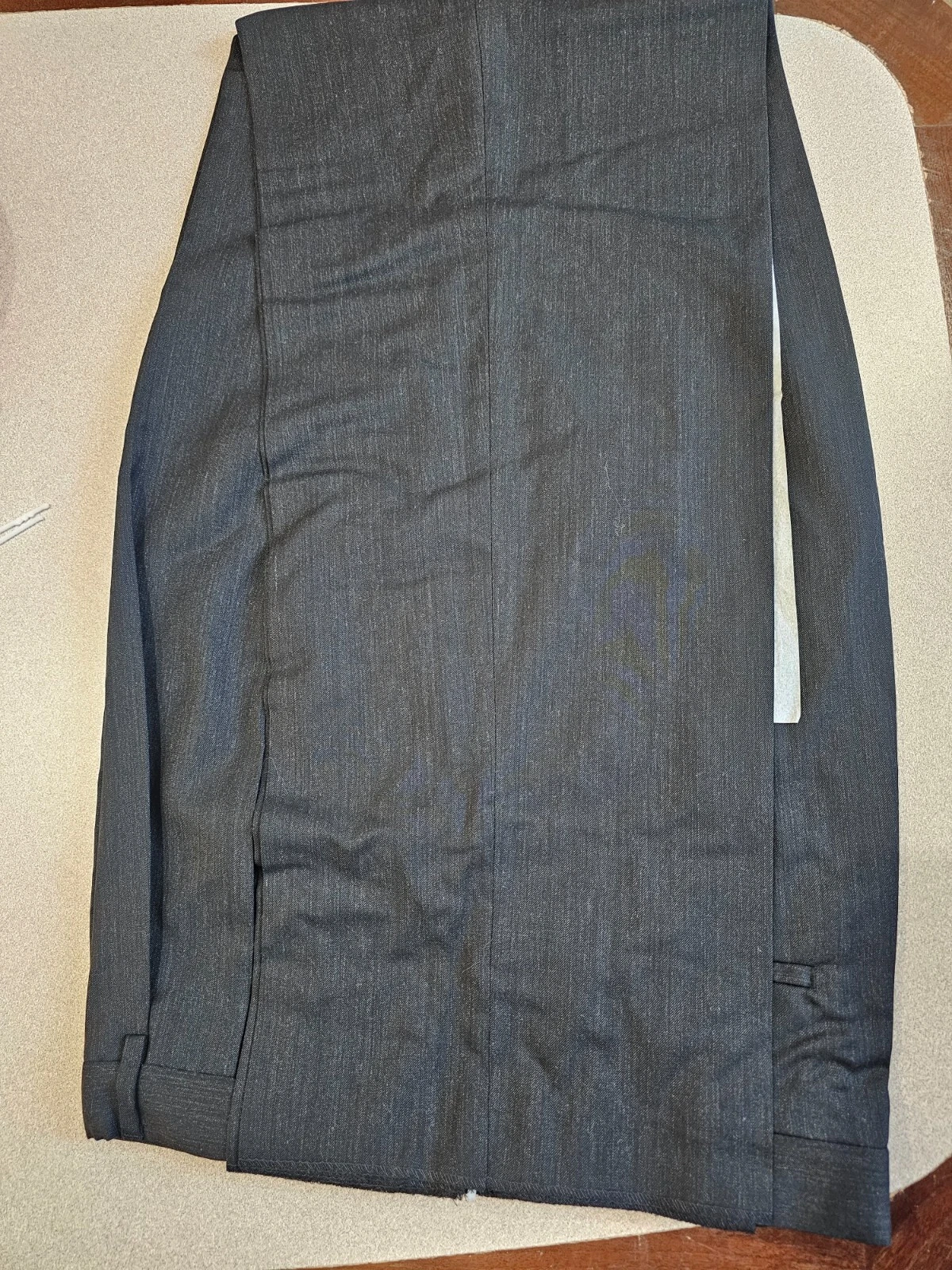 Men's Dress Pants Slacks Pleated UNHEMMED Pronto-Um Lt Wt Wool NWT 4244 Charcoal