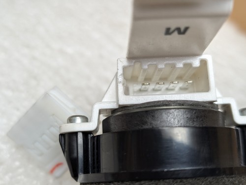 Altavoz de audio tweeter marca Levinson puerta trasera 13-20 Lexus GS350 se adapta a R o L - Imagen 9 de 10