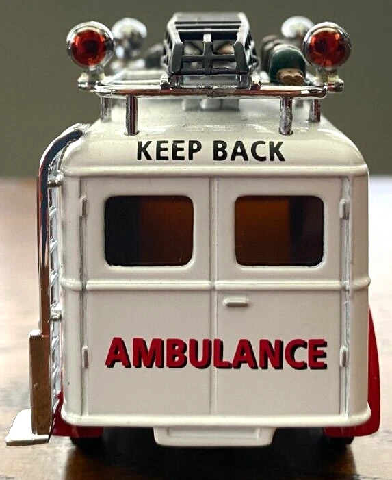 New Matchbox 1937 GMC Van TM GM "Motels of Yesteryear" (Seller Cat.#0184) - Image 4 of 4