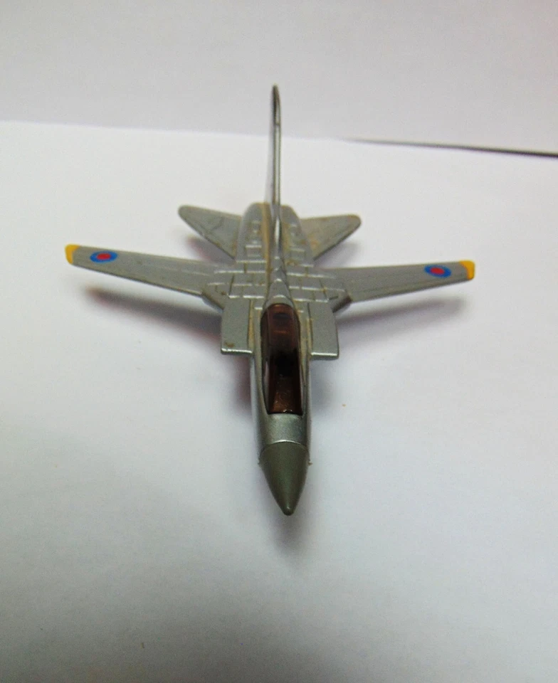 MG AF 81 72 8 TFW Die Cast Airplane Fighter 421dr-pb24 - No 93102 - Image 2 of 4