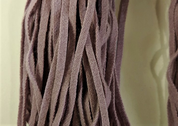 Wool Strips Rug Hooking WISTERIA 18" long #6 Blade Cut 100 ct. Dorr ...