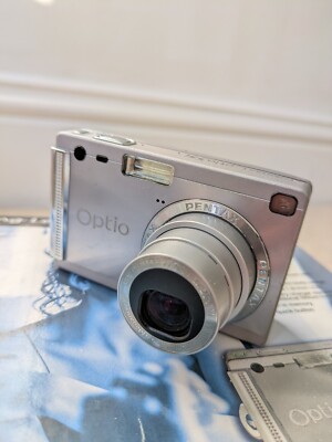 Pentax Optio S5i 5.0MP Compact Digital Camera Silver Fullbox 128MB