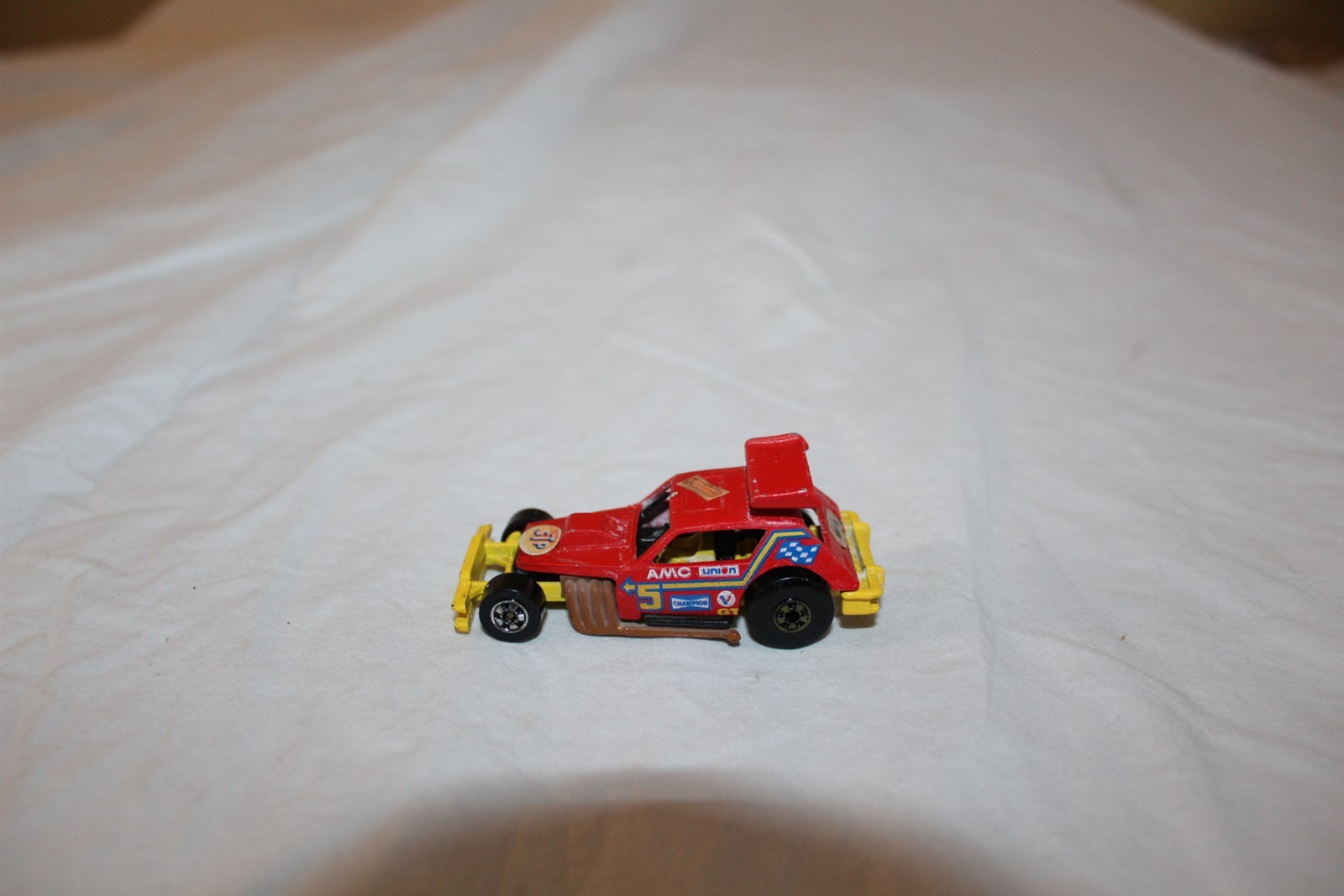 Picture 1 of 6