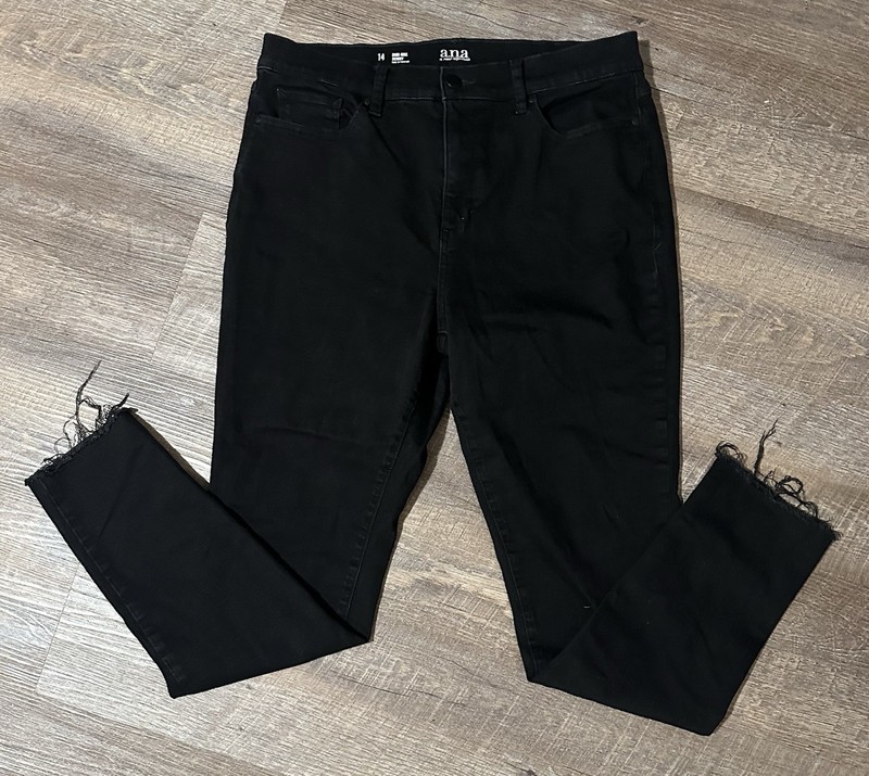 Ana Women's Size 14 Black High Rise Distressed Skinny Raw Frayed Hem Jean