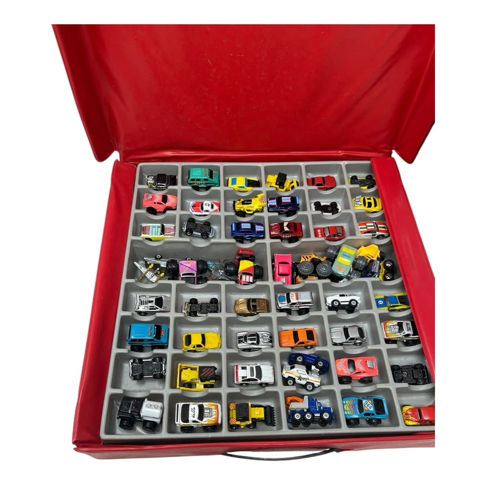 Lote de 58 Micro Máquinas Años 80 Camiones Galoob Coches Barcos Carretera Campeones, Aviones Foto 3 de 4