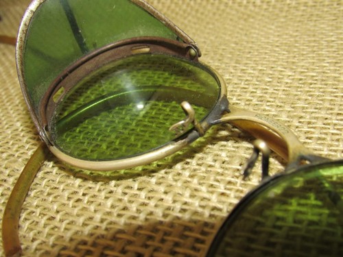 Antique / Vintage PIONEER 22 Welding Glasses ~Green Tint & Side Shields ~ FPOR - Picture 10 of 11