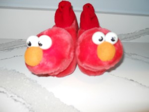 elmo slippers