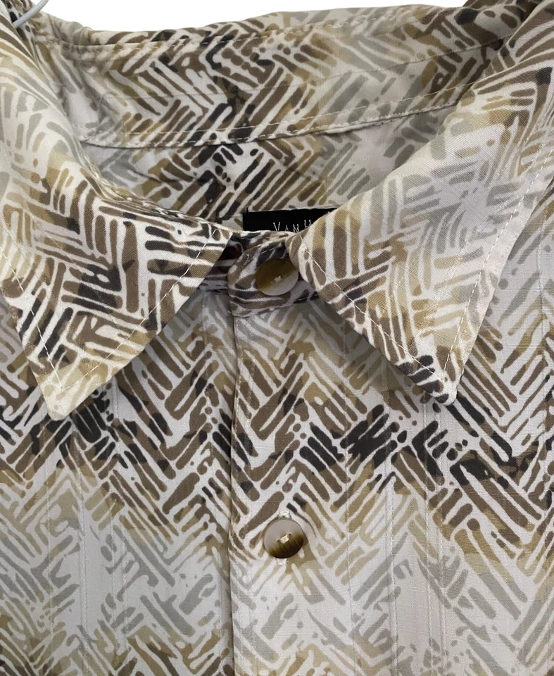 Van Heusen Mens Hawaiian Style Short-Sleeve Shirt 3XL Beige & Brown Geometric Pa - Image 2 of 4
