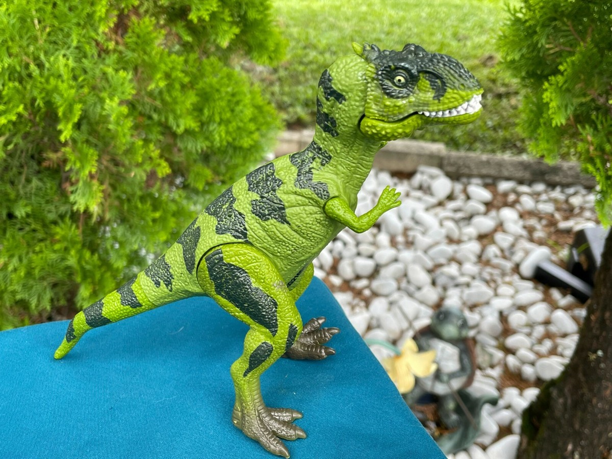 Amazing Detail Majungasaurus Kid Galaxy Poseable Dino