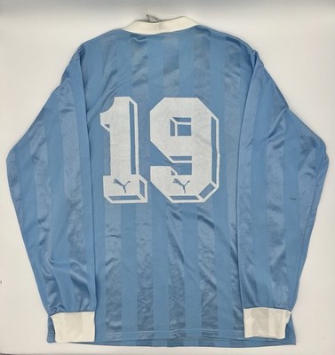 Uruguay 1990 Home Authentic Puma Player Issued #19 (Daniel Fonseca