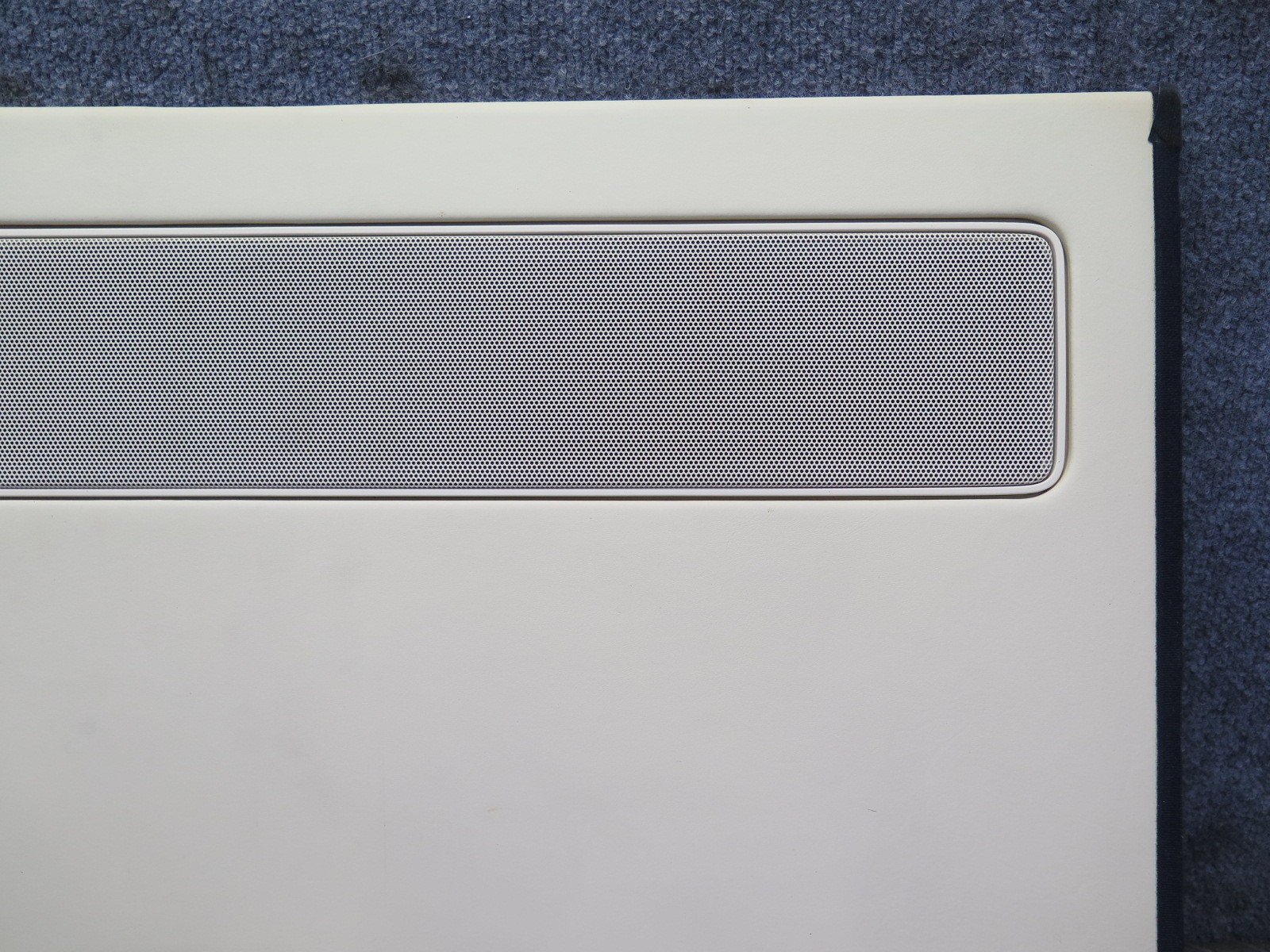 2006-2012 BENTLEY FLYING SPUR FRONT UPPER SUNROOF SHADE COVER