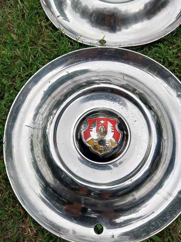 "Juego de cuatro tapacubos Oldsmobile 1950-53 15"" OEM tapacubos cubiertas de rueda" Foto 2 de 4