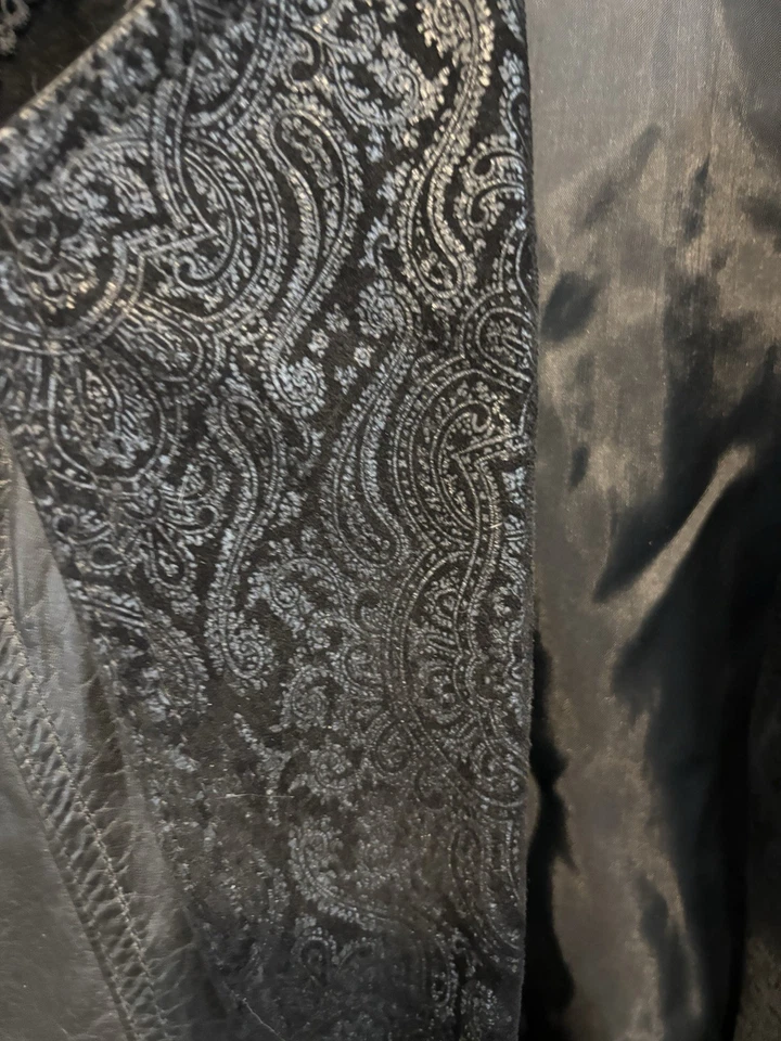 Vintage Winlit Leather Trench Coat Womens Large Black Paisley Embossed 80s 90s - Image 4 of 4