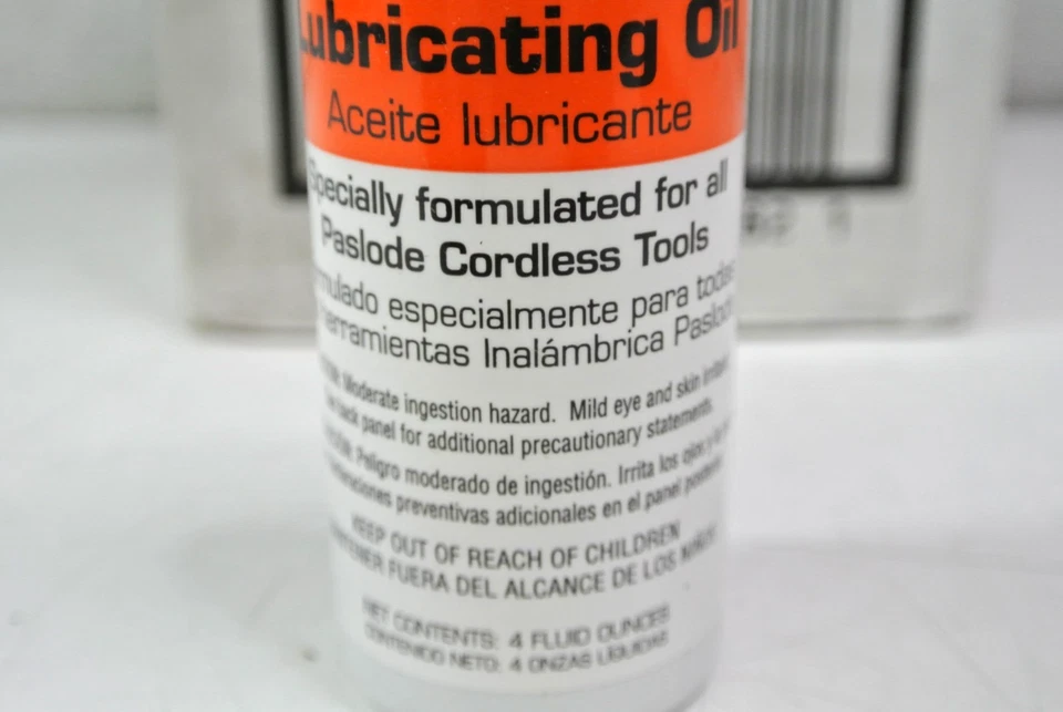 Aceite lubricante inalámbrico Paslode 401482 único 4 oz. Estuche de 6 Foto 3 de 4