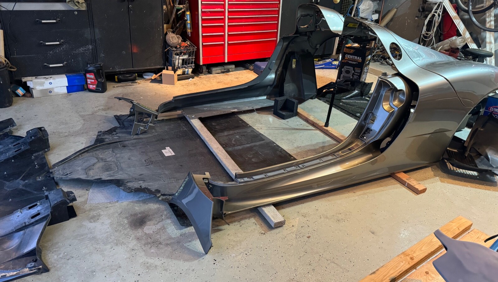 Porsche 918 Spyder air deflector 91850450801/ 91850450701