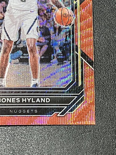 2022-23 Panini Prizm BONES HYLAND RED RUBY WAVE PRIZM Denver Nuggets #27 - Foto 6 di 12
