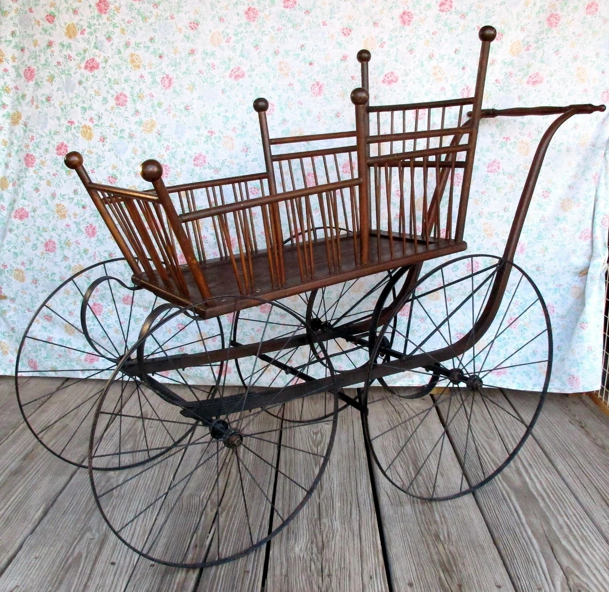Old top baby buggy