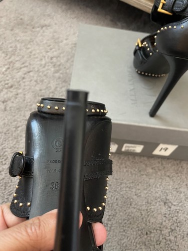 ALEXANDER McQUEEN BLACK STUDDED SCARPA PELLE CUOIO SIZE 8 1/2 $ 1,355 - Picture 7 of 11