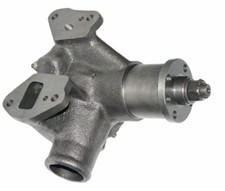 Traktor T-150K Pumpe T-150 K ( Wasserpumpe / 72-13002.00-01 ) V6 Triebwerk Motor