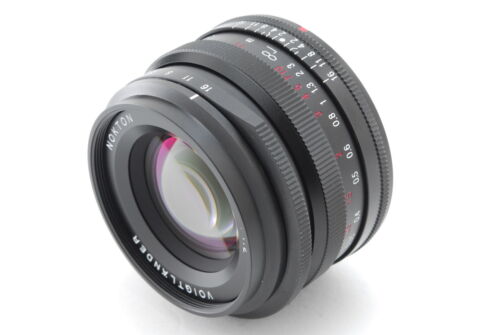 Cosina Voigtlander NOKTON 35mm f/1.2 Black for Fuji X mount "Near Mint" 0989 - Picture 3 of 12