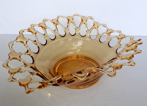 VTG Westmoreland Doric Amber Glass Open Lace Reticulated Oval Centerpiece Bowl - Picture 9 of 13