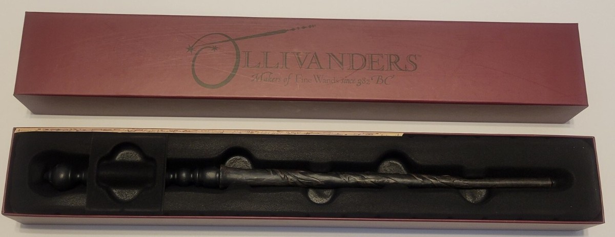 【超レア】廃盤品 埃付きOllivanders 魔法の杖 New Ollivanders Ash 3 Wand with Map Wizarding World of Harry