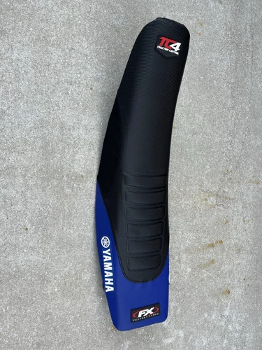 10-13 YAMAHA YZ450F YZ 450 F Seat Assembly Compete 33D-24710-00-00 B - Picture 1 of 5