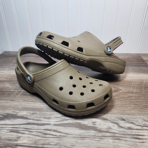 Zuecos sin cordones Crocs clásicos marrón tostado para hombre talla 8/mujer talla 10” - Imagen 11 de 11