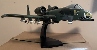 NEW Fairchild Republic A-10A Thunderbolt II Warthog Large Mahogany Model